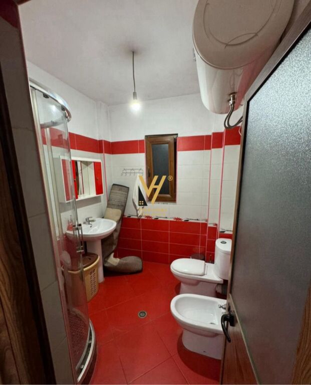 APARTMENT 2+1+BLK FOR RENT ON PETRELA STREET 45,000 LEKE