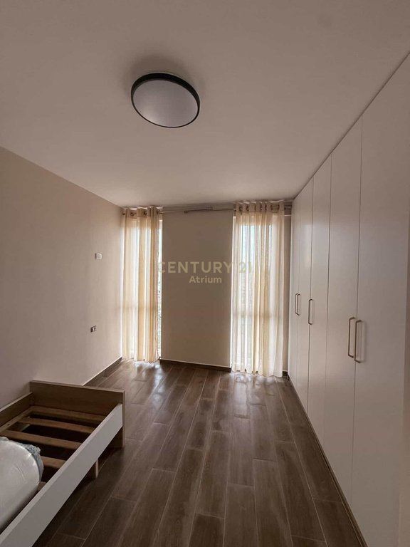 JEPET ME QIRA APARTAMENT 2+1 TEK SHKOLLA E BASHKUAR! 650 € /Muaj