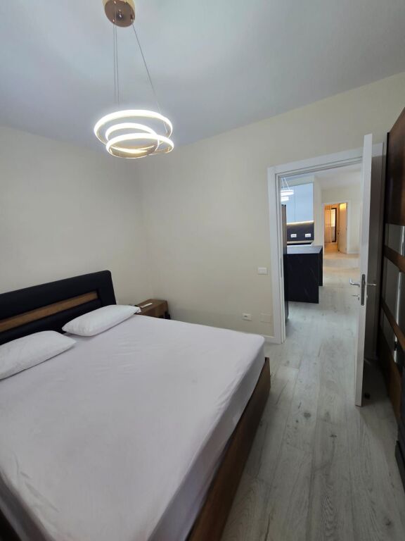 APARTAMENT 3+1+2 ME QIRA KOMUNA E PARISIT