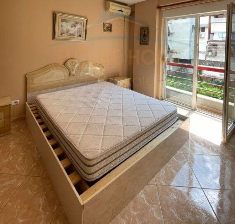 Qera, Apartament 1+1, Liqeni i Thate, Tirane