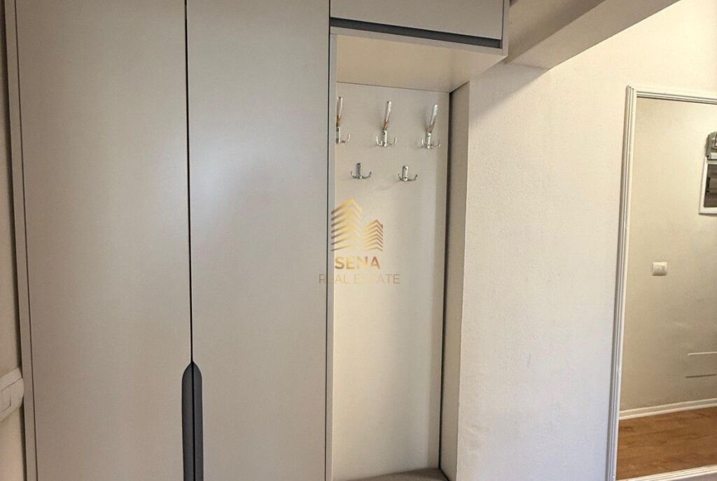 Qira, Apartament 1+1, Medreseja – Tregu 5 Maji, 43,000 Lek