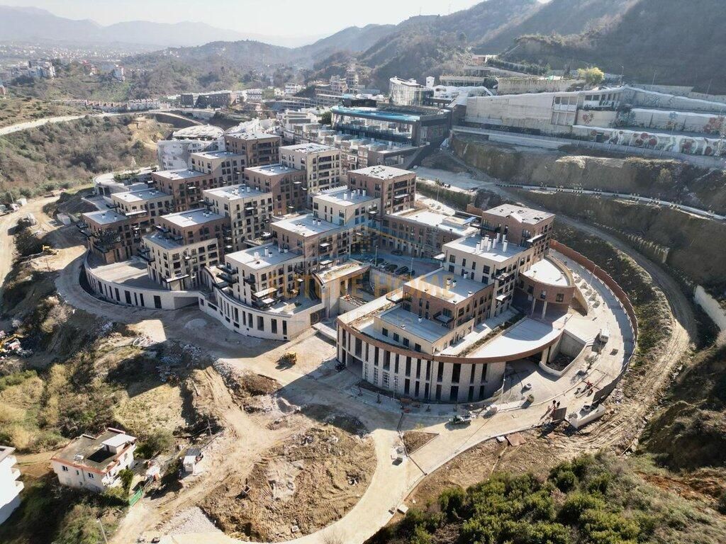 1+1 Apartment For Sale in Kodra e Diellit, Tirana - 170000€ | 135 m²