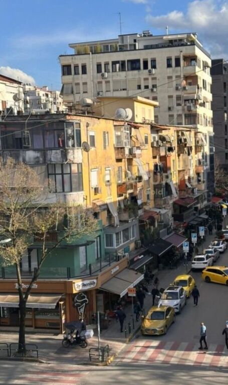 JEPET ME QERA APARTAMENT 2+1