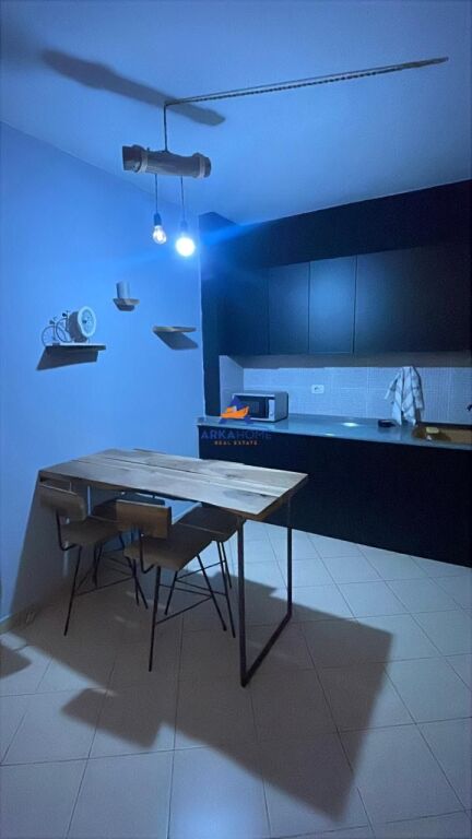 JEPET APARTMENT ME QERA 2+1+BALLKON "KOMUNA E PARISIT" 58.000 LEKE