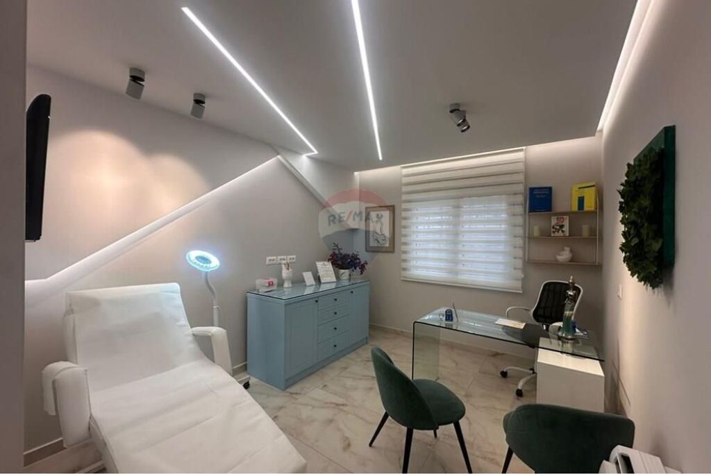 Clinica dentale in affitto, Via Fortuzi