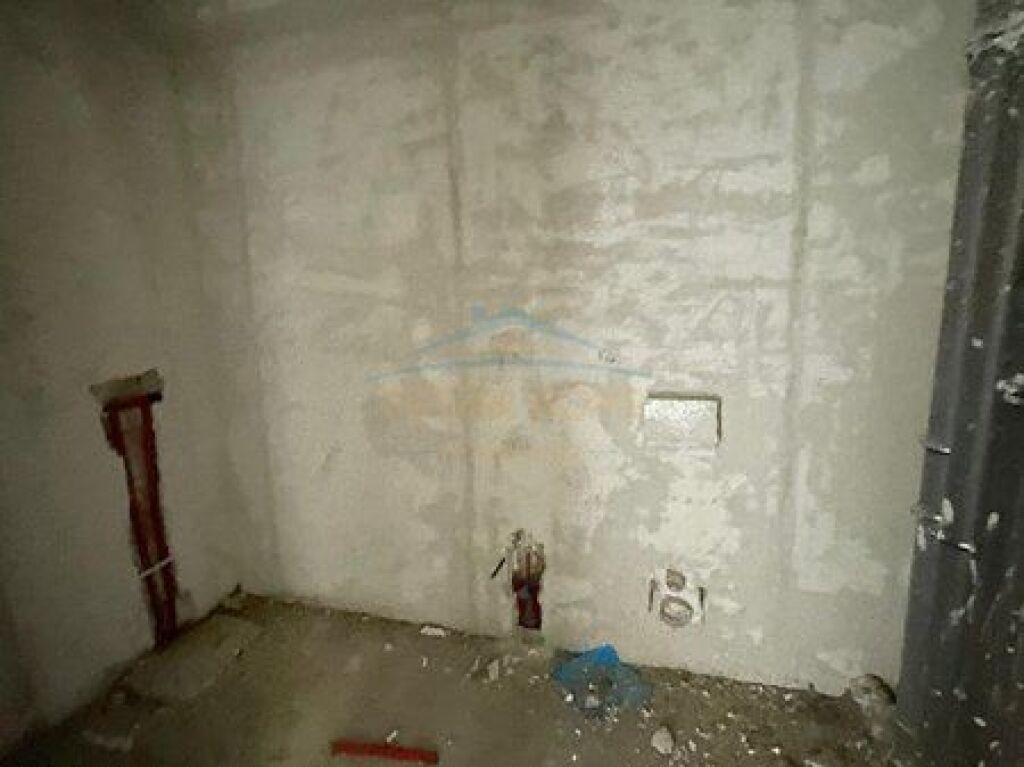 Shitet, Apartament 2+1, Paskuqan, Tirane . Empire66629