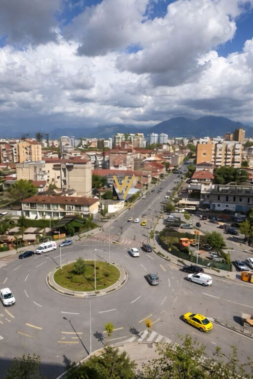 UFFICIO 90 M2 IN AFFITTO A KOMUNA E PARISIT 90.000 LEKE