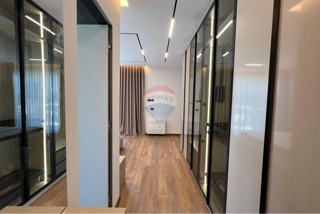 Vilë - Për Qira - Vilat Forest, Tiranë