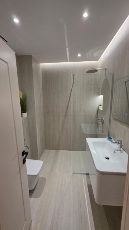 Ambjet per qera te Coin