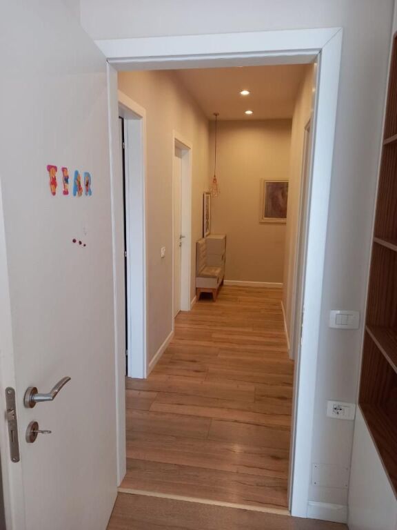 Super ap 2+1 a 21-dhjetori ( complesso contatto )