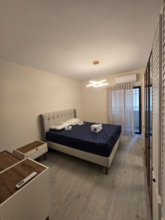 APARTAMENT 3+1+2 ME QIRA KOMUNA E PARISIT