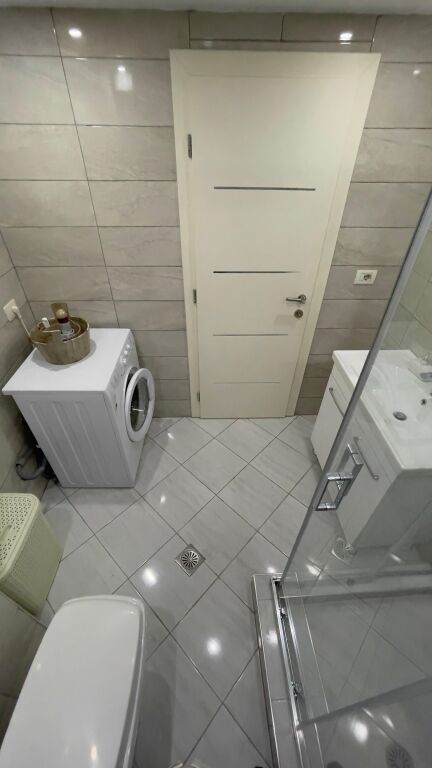 QIRA , APARTAMENT MODERN 2+1 , KODRA E DIELLIT