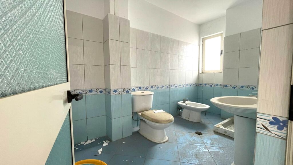 Shitet Apartament 1+1 Me Ashensor