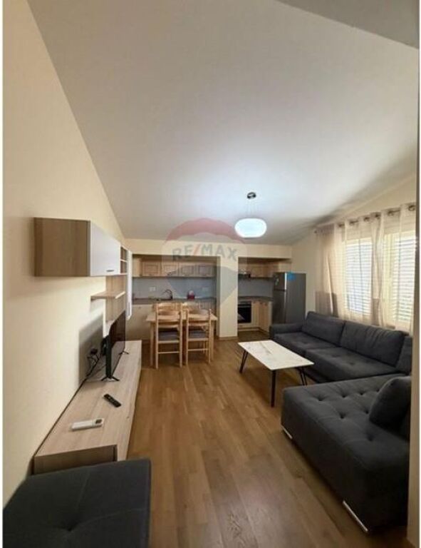 Apartament me qira 2+1