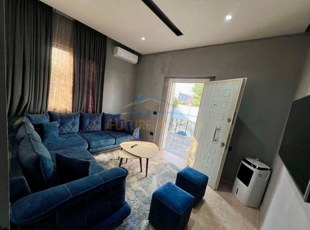 Rent, Private House, Pajtoni Center, Tirane