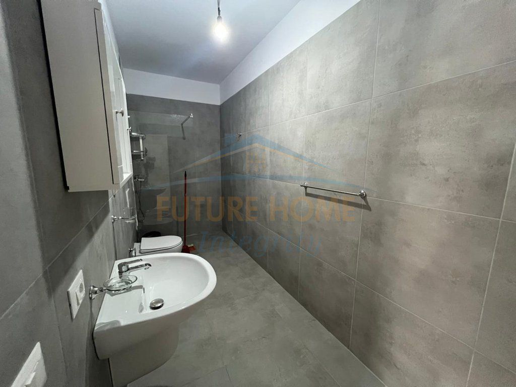 Rent, Apartment 2+1+2, Univers City Complex, Tirana.