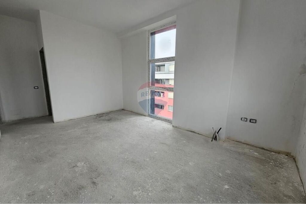 Apartment 2+1 for sale at Amerikan 3