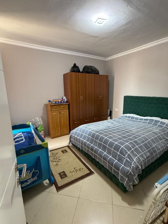 SHITET APARTAMENT 2+1 PRANE UJSJELLESIT, DURRES