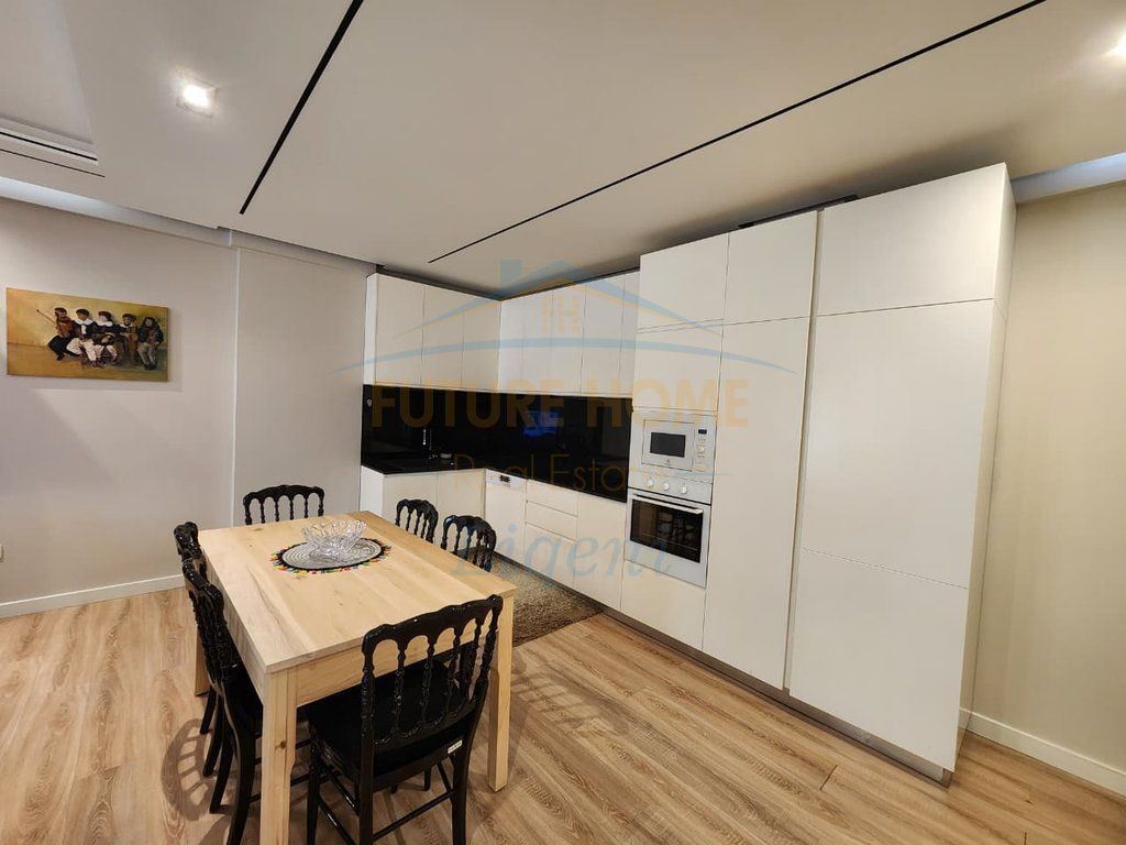 Rent, Apartment 2+1+ Parking Space, Kosovarëve Street, Tirana.