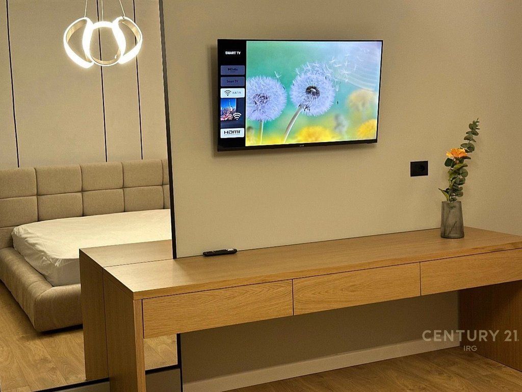 Shitet apartament modern 1+1 ne zonen e plazhit, Durres!