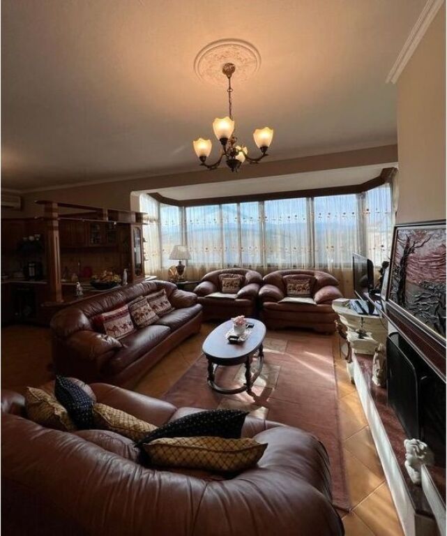 Shitet, Apartament 2+1, Zogu i Zi, Tirane