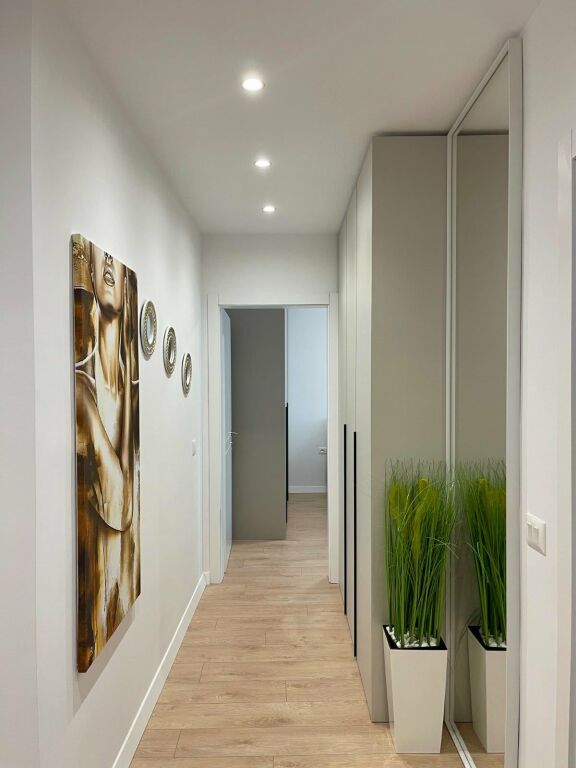 IN AFFITTO: APPARTAMENTO 2+1 📍 Via Kavaja (vicino alla Chiesa Ortodossa)