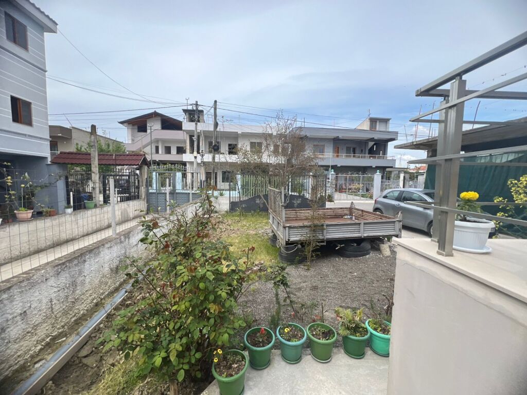 SHITET VILE DY KATSHE NISHTULLA DURRES 437M2 TRUALL+370M2 ND