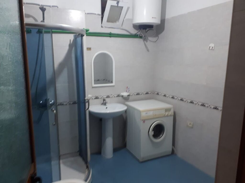 CASA IN AFFITTO – VIA 3 FRATELLI KONTI (OSO KUKA), VICINO ALLE VILLE AMERICANE / VIA ELBASAN, TIRANA