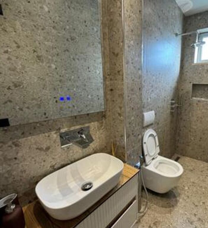 Garsoniere e Mobiluar në Shitje