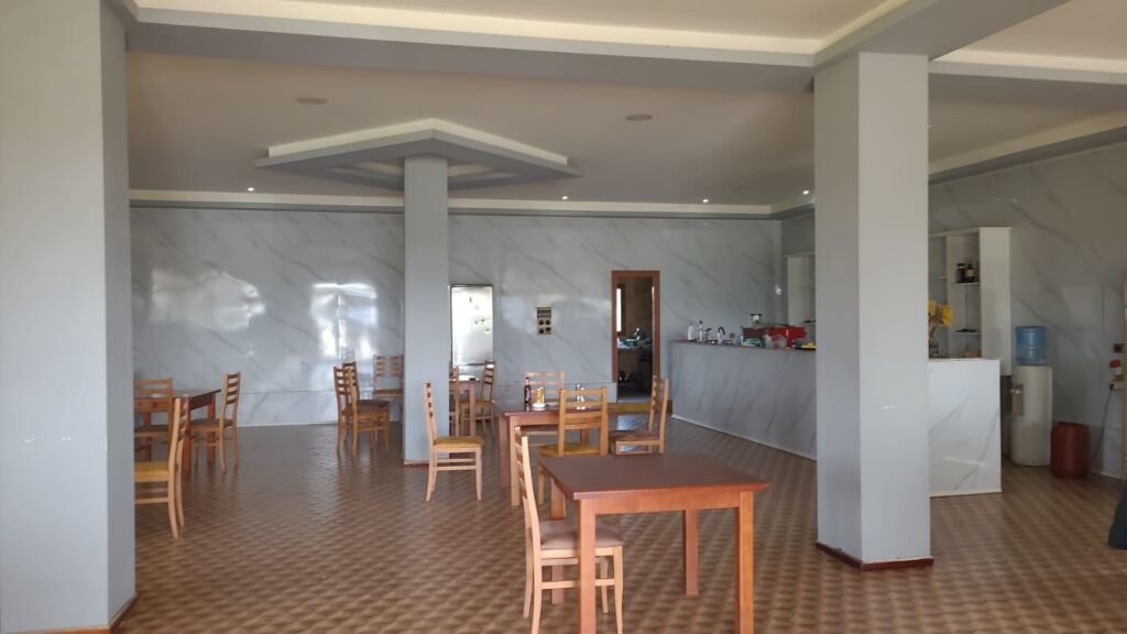 Shitet toke dhe   ndertese  Gjiri  Lalzit  