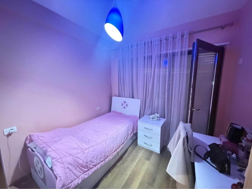 Apartament 3+1, Selite e Vjeter!