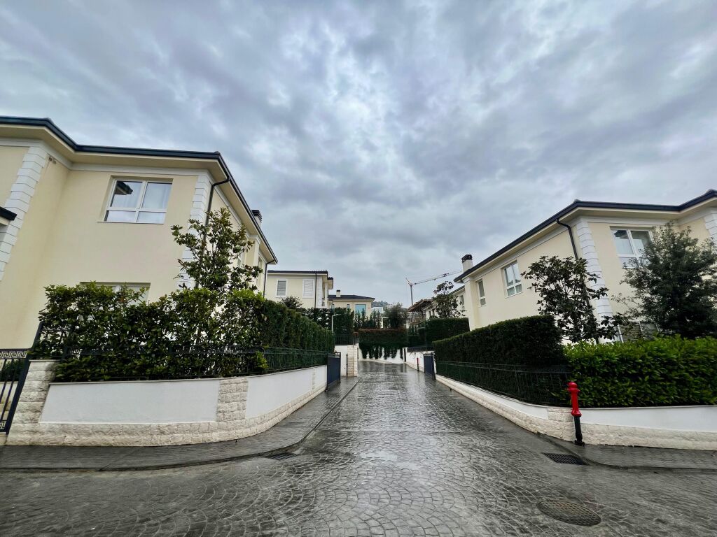 VILE PREMIUM INDIVIDUALE me oborr , LIQENI I THATE