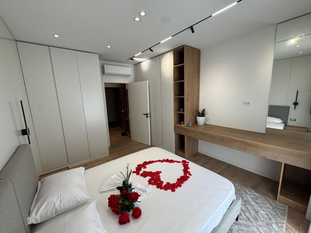 Apartment for rent 2+1+2 Zogu i zi