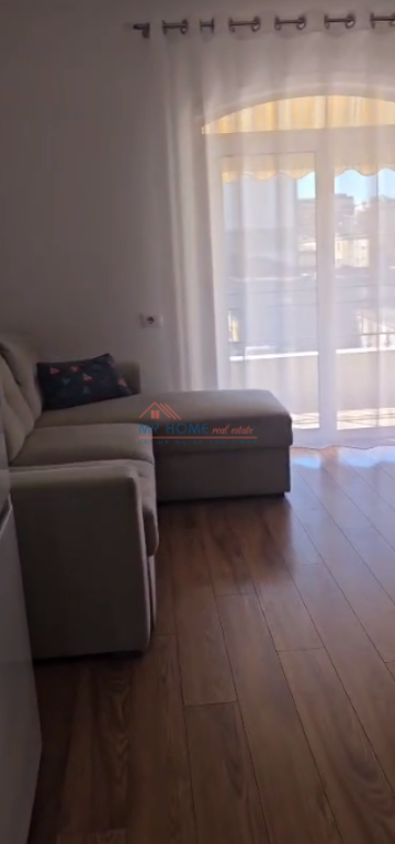 Apartment 1+1 for rent at Siri Kodra Street