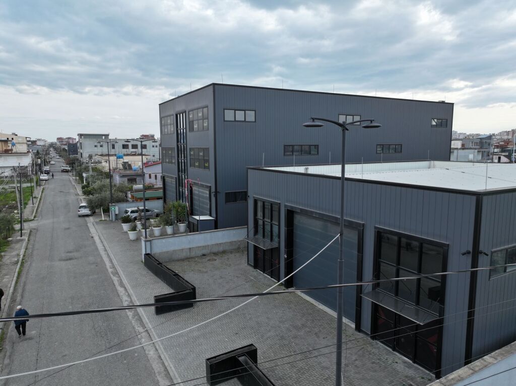 Jepet Magazinë me Qira – Shkozet, Durrës