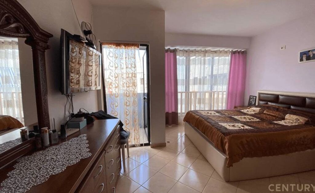 Apartament 1+1 ne Shitje ne Yzberisht,