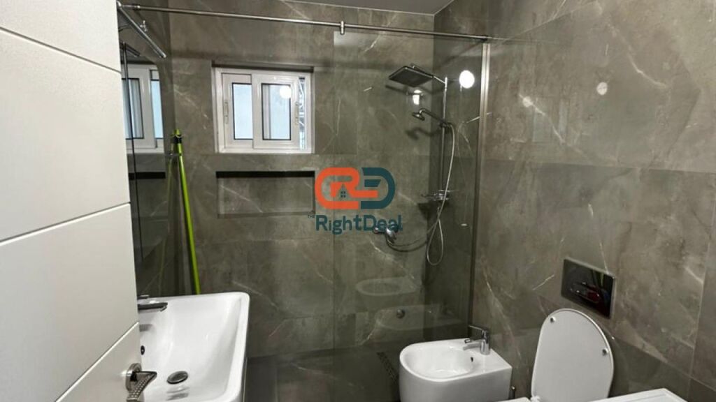 For Rent Apartment 1+1 Near "Siri Kodra" Street Inside the Ring Road!!!