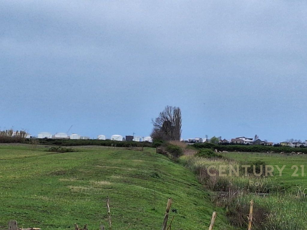 Terreno in Vendita a Bisht Kamez, Durrës - 160000€ | 9208 m²