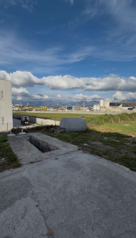 Offriamo un magazzino in affitto, Kashar vicino a Megatek!