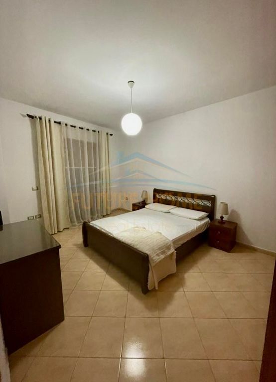 Qera, Apartament 2+1+2, Zogu i Zi, Tiranë