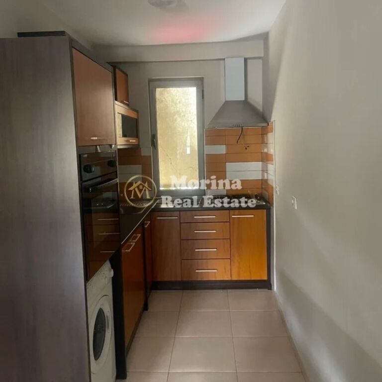 Rent | Apartment 1 + 1 | Brryli | 450 €/month
