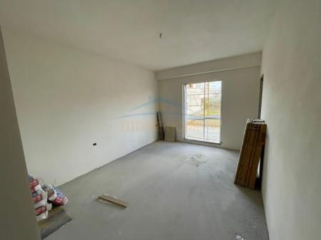 Shitet,Apartament 2+1+2, Paskuqan, Tirane. Empire66636