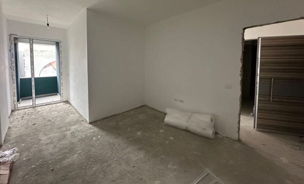 🏢 Vendesi in vendita Appartamento 2+1 – Complesso Mirabella, Xhamllik