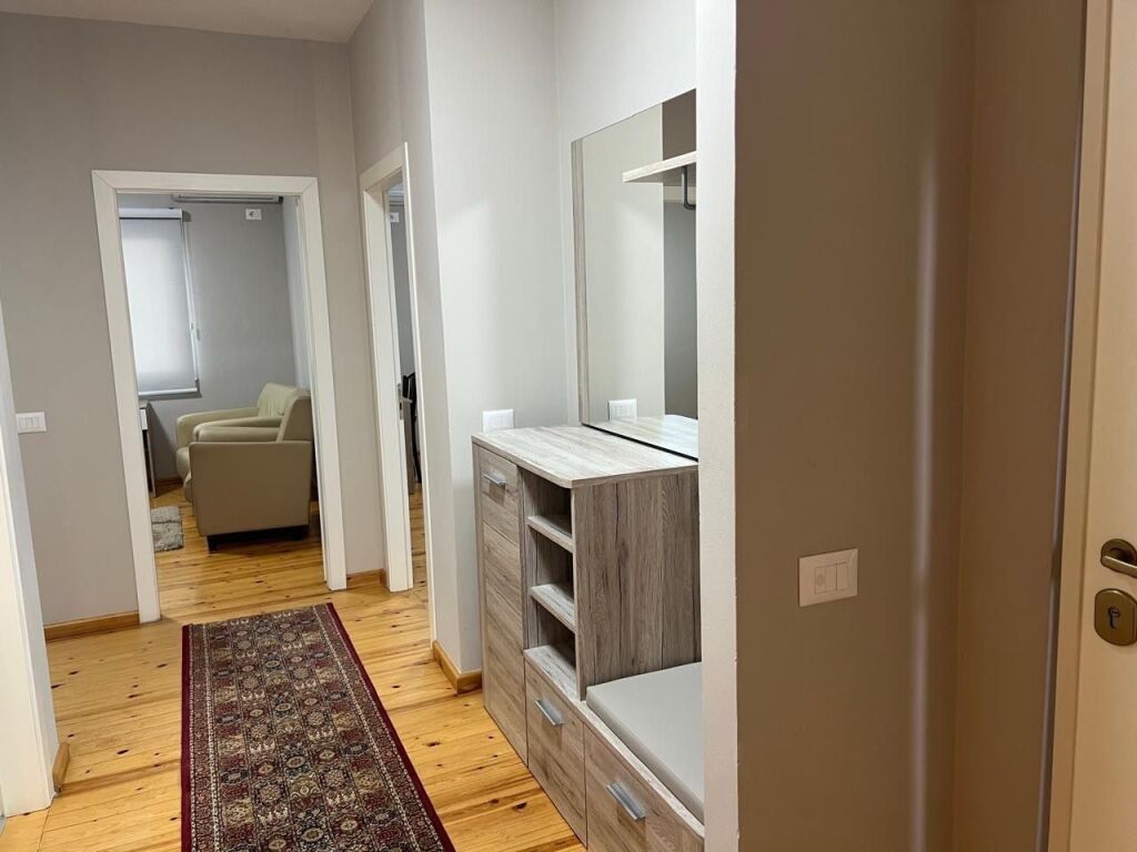 Penthouse per qera te Kopshti Zologjik