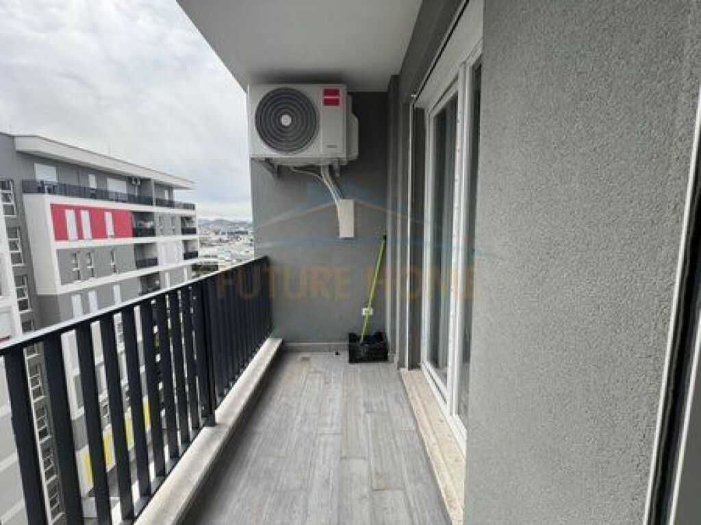 Affitto, Appartamento 2+1+2, Complesso Univers City, Tirana.