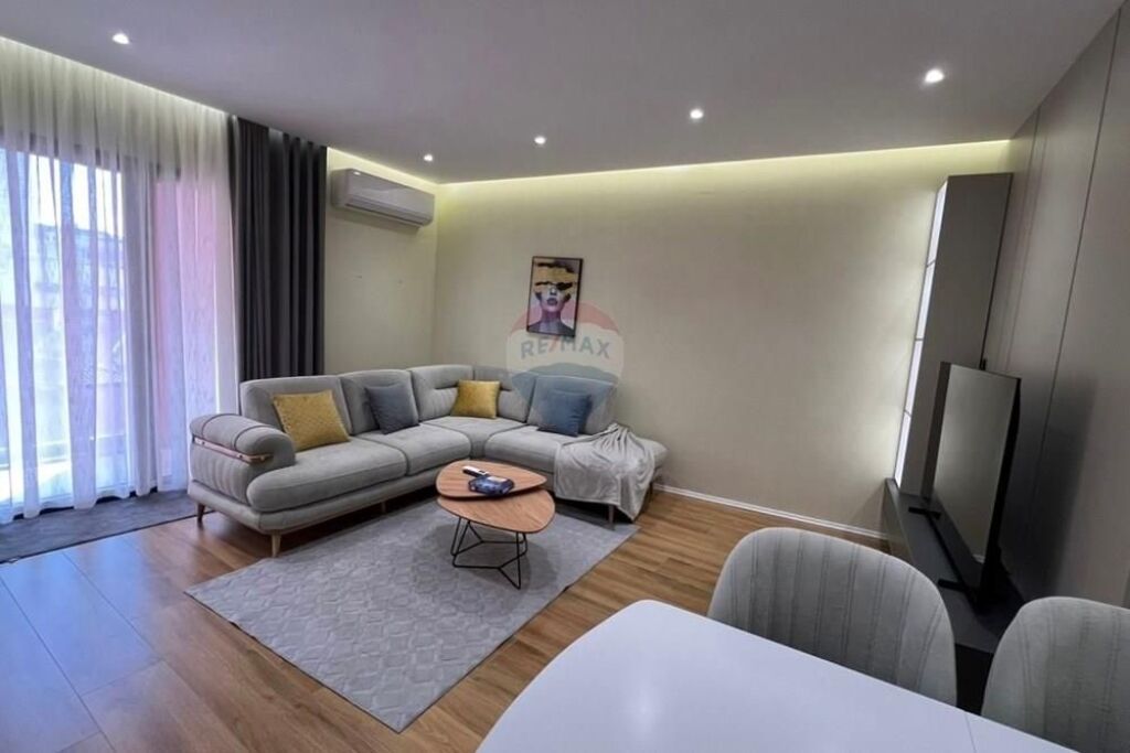 Apartment - For Sale - Kavaja Street, Tirana(ID: 530261056-257)