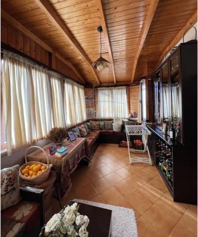 Shitet, Apartament 2+1, Zogu i Zi, Tirane