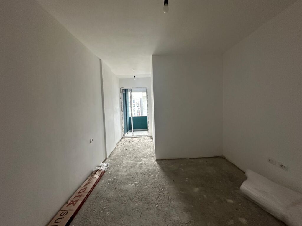 2+1 APARTMENT FOR SALE IN XHAMLLIK