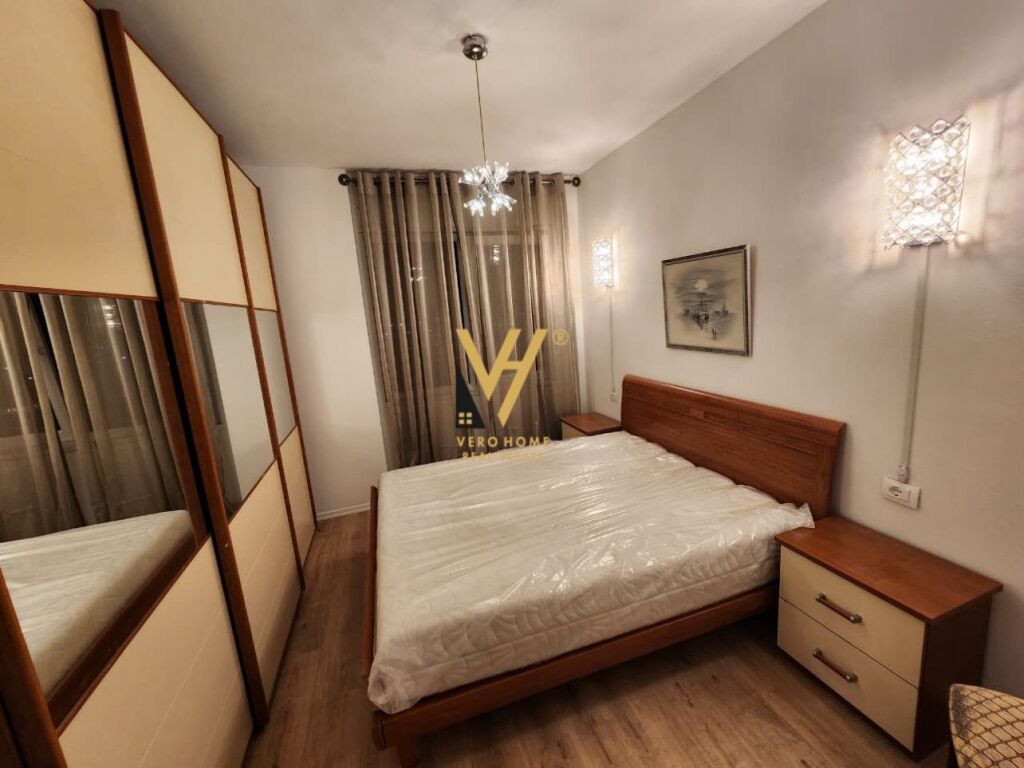 SI AFFITTA APPARTAMENTO 2+1+BLK A UNIVERS CITY 50.000 LEKE