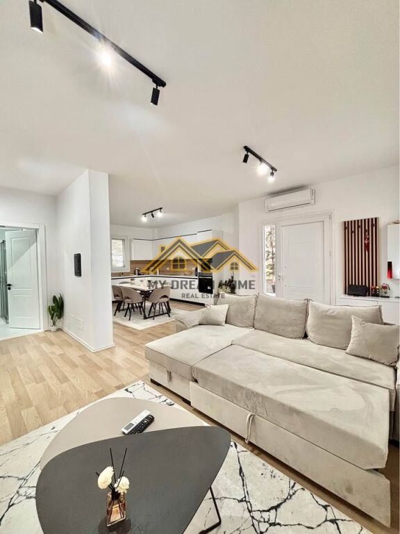 VILLA FOR SALE IN GOLEM